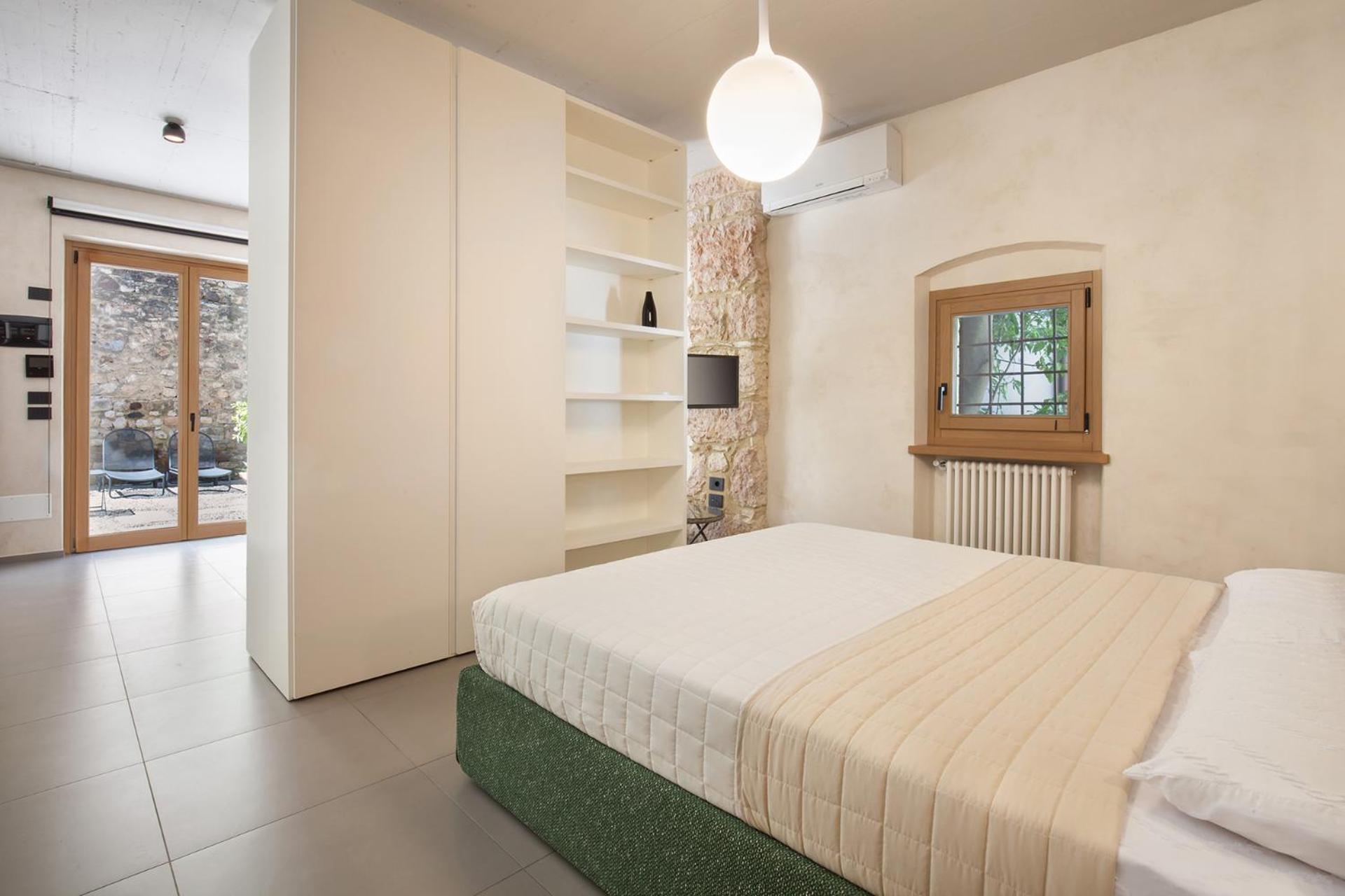 Residenza Vedovelli Aparthotel Torri Del Benaco Luaran gambar